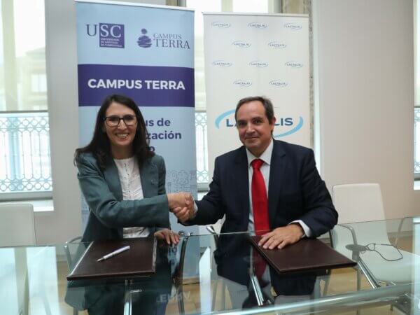 USC y Lactalis España impulsan una Cátedra para acelerar la innovación y la transformación del sector ganadero gallego
